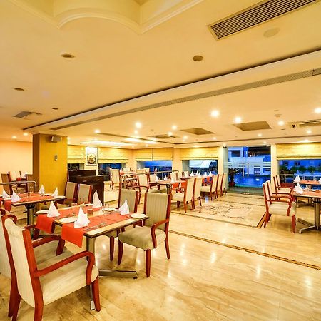 Royal Sarovar Portico Сіліґурі Екстер'єр фото