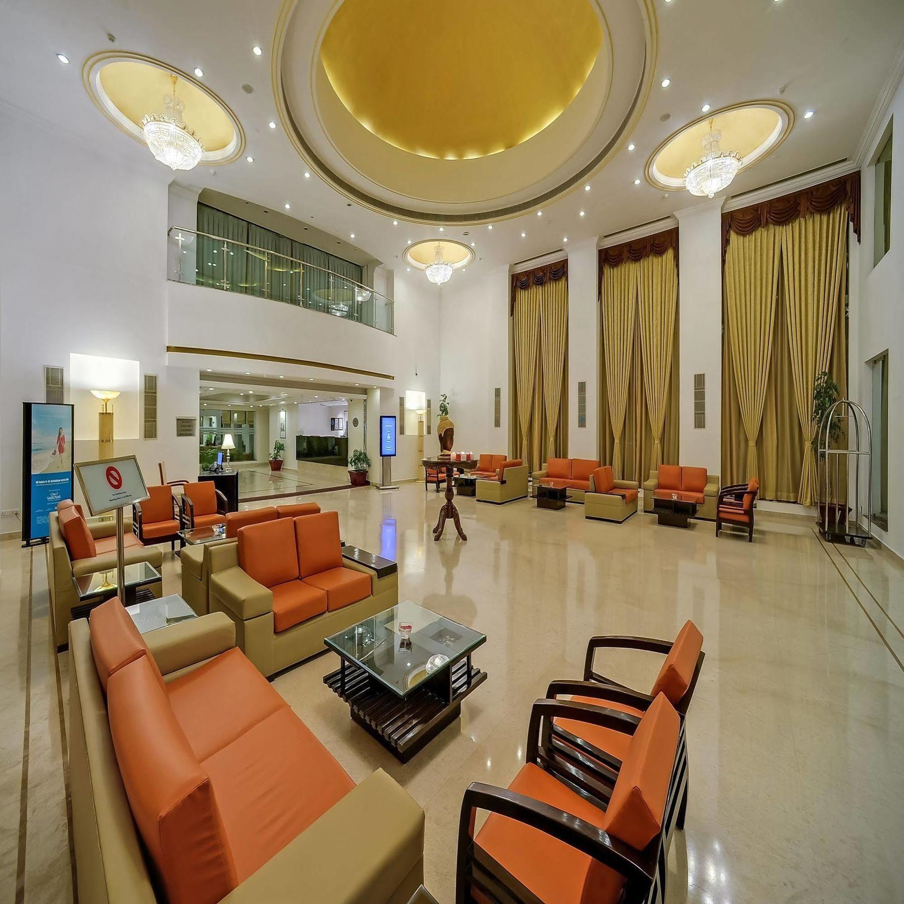 Royal Sarovar Portico Сіліґурі Екстер'єр фото